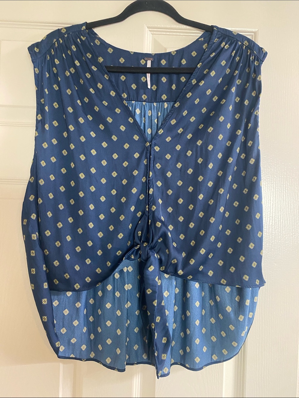 Free People Navy Blue and Gold Printed Tie-Front Sleeveless Blouse